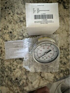 Grainger 4FMW5 pressure gauge with a 2 1/2-inch face 1 4FMW5 NEW + FAST SHIPPING